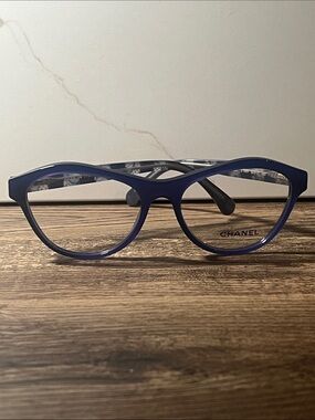 Authentic CHANEL Blue Frames 3291 c.1483